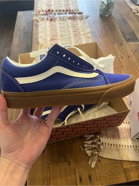 Vans Old Skool Low Top Sneakers - Royal Blue, White & Gum